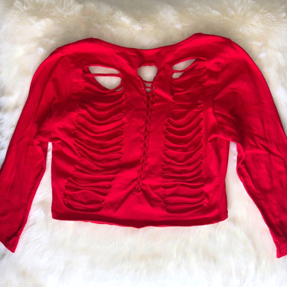 ♥️ Slashed Back Crop Tee - Picture 6 of 8